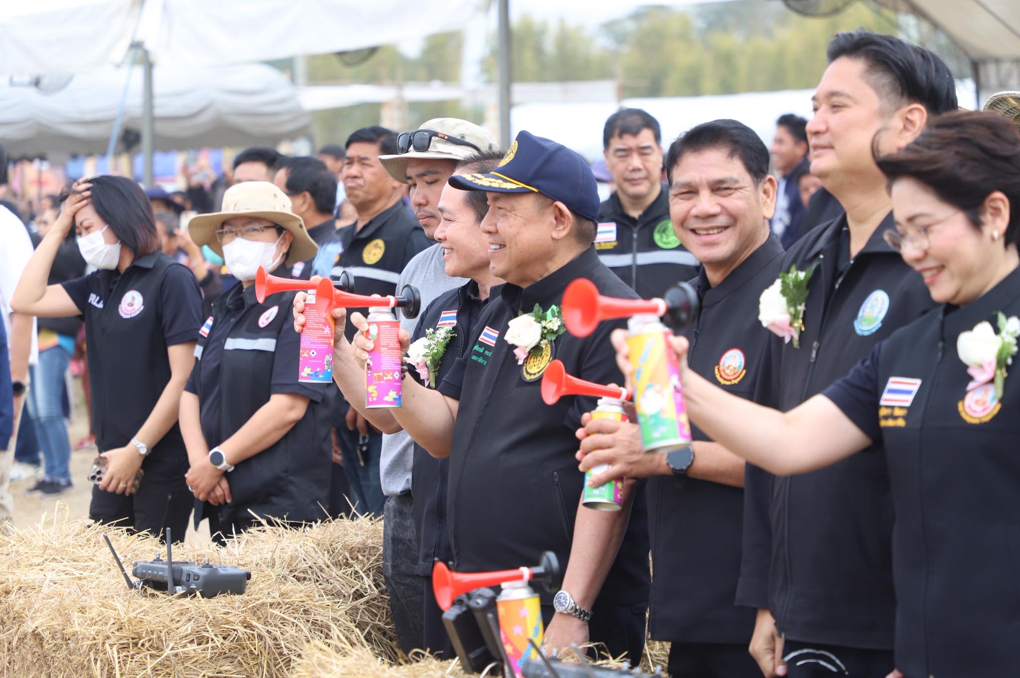 title - เลขาฯ ส.ป.ก. ร่วมงาน “ไถกลบ ตอซัง สร้างดินยั่งยืน ฟื้นสิ่งแวดล้อม”